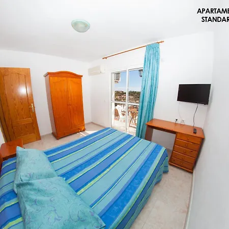 Apartamentos Rurales Santos Benajarafe Room photo